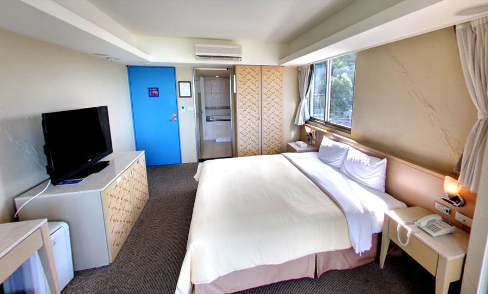 Blue Ocean Hotel Keelung Exterior photo